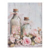 Quadro canvas shabby 27x35 con due bottiglie in vetro, tappi in sughero, fiocchi rosa e rose su fondo legno chiaro, pronto da appendere.