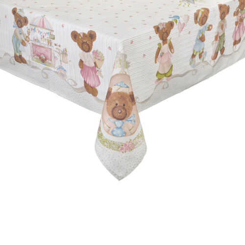 Tovaglia Sweet Bear in cotone avorio 160x260 con orsetti e dettagli pastello, bordo decorato con scene festa, micro pois e fiorellini.