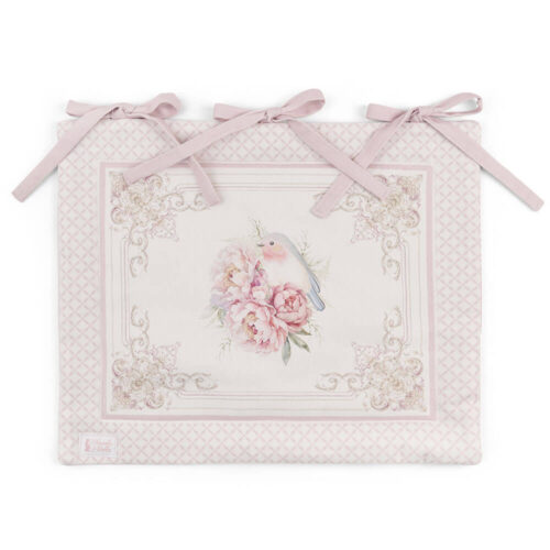 Copriforno imbottito rosa Nuvole di Stoffa con fiocchi, motivo a rombi e stampa con uccellino e peonie in stile romantico.