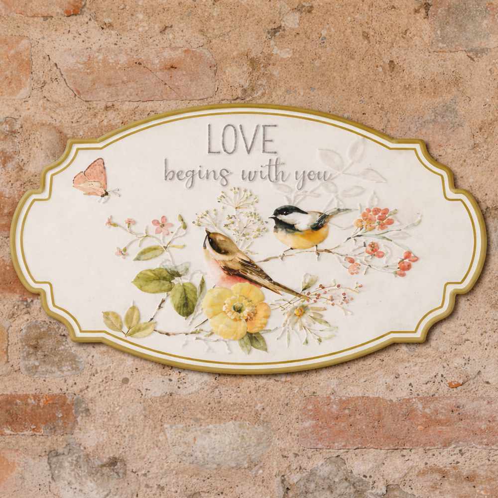 Nuvole di Stoffa Placa metálica 'LOVE' 42 cm 1 Targa in metallo Nuvole di Stoffa “LOVE” 42x26,5 cm con bordo verde salvia, uccellini e fiori ad acquerello.