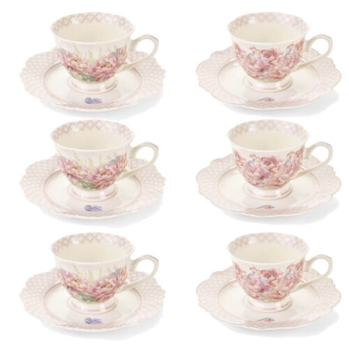 Set 6 tazzine da caffè con piattino Fiorirà 90 ml, decori peonie rosa con uccellino e fantasia floreale coordinata, piattini smerlati a reticolo rosa.