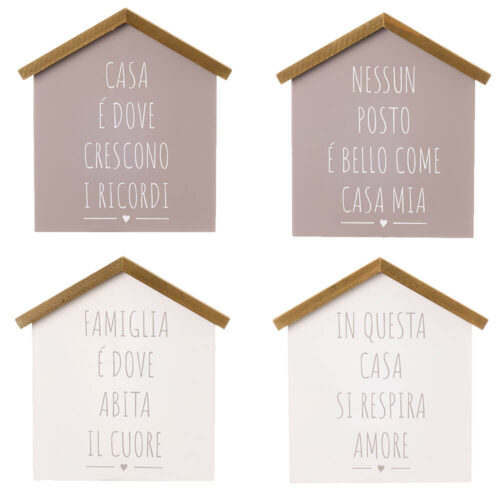 Placa decorativa de madera en forma de casa con dedicación, colores neutros y tejado de madera natural, estilo Shabby Chic.