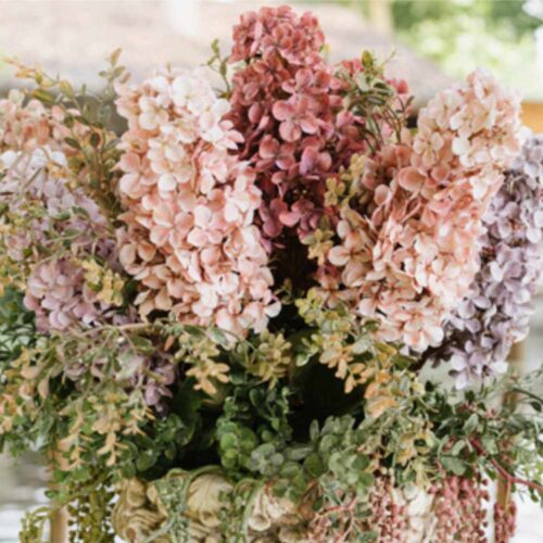 Alternative view of Nuvole di Stoffa Ortensia a Grappolo Lilla Scuro 82 cm