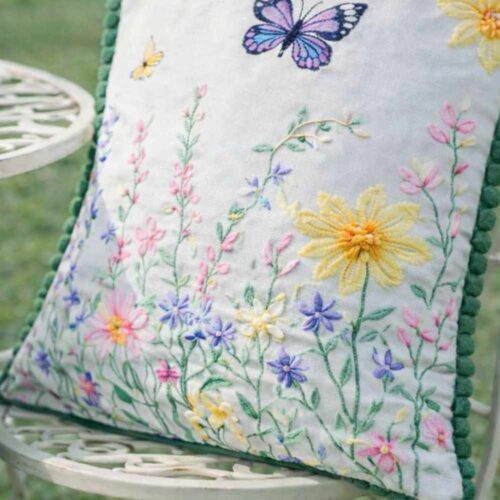 Clodette Lucilla Funda de cojín bordada con interior de 45x45 cm - Imagen 3