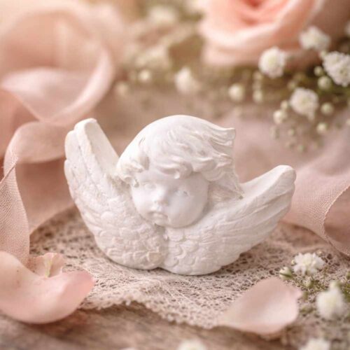 Tiza perfumada Mathilde M con forma de ángel en tiza blanca, perfumada Poudre de Riz, 4 cm.