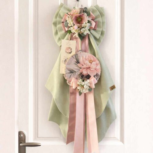 Madame Fiocco Fior di seta verde avec tambourin h 80 cm