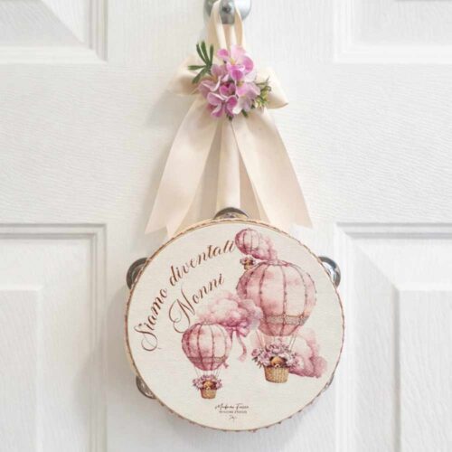Ballon rose tambourin de naissance avec l'inscription Nous sommes devenus grands-parents Ø18 cm Madame Fioccò à suspendre