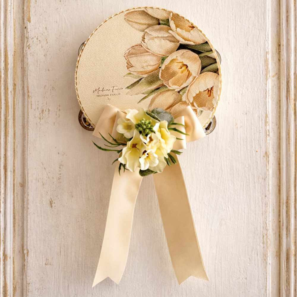 Tambourin Rêve de Printemps 18 cm avec imprimé tulipes et nœud couleur crème avec application florale Madame Fioccò