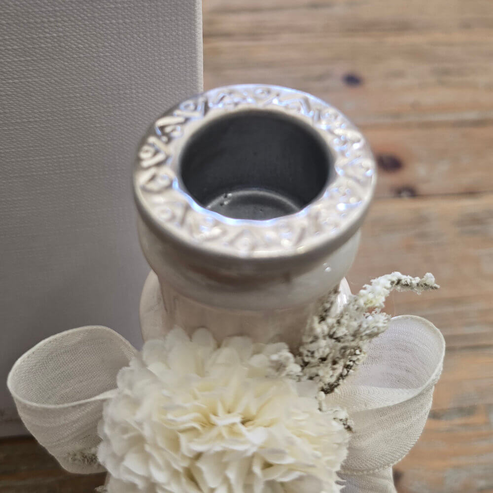 Candelabro in Ceramica Beige con Dalia e Scatola Regalo Ø8xH17 cm | Fiori di Lena - immagine 3
