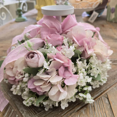 Fiori di Lena Candelabro con Ortensia Rosa e Nebbiolina Ø25 cm Shabby Chic - immagine 2