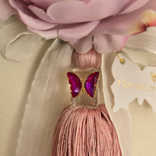 Alternative view of Fiori di Lena Nappa Decorativa con Peonia e Ortensia con Farfalla H 30 cm