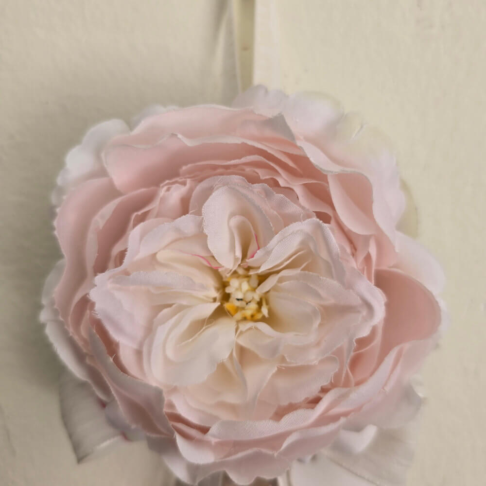 Fiori di Lena Tassel décoratif rose avec pivoine, hortensia et papillon H 30 cm – Image 3