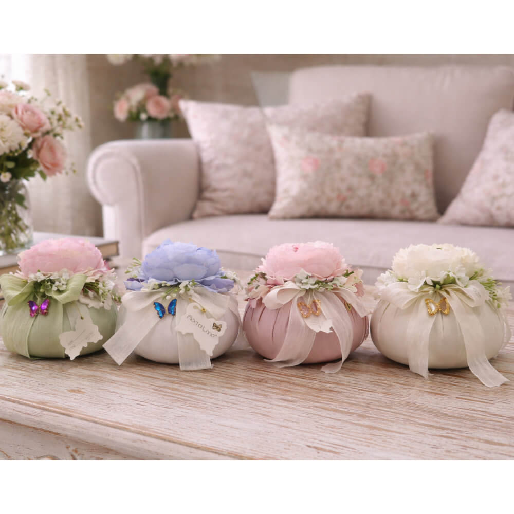 Fiori di Lena Pouf con Ranuncolo e Farfalla Ø9 cm – 5 Colori - immagine 2
