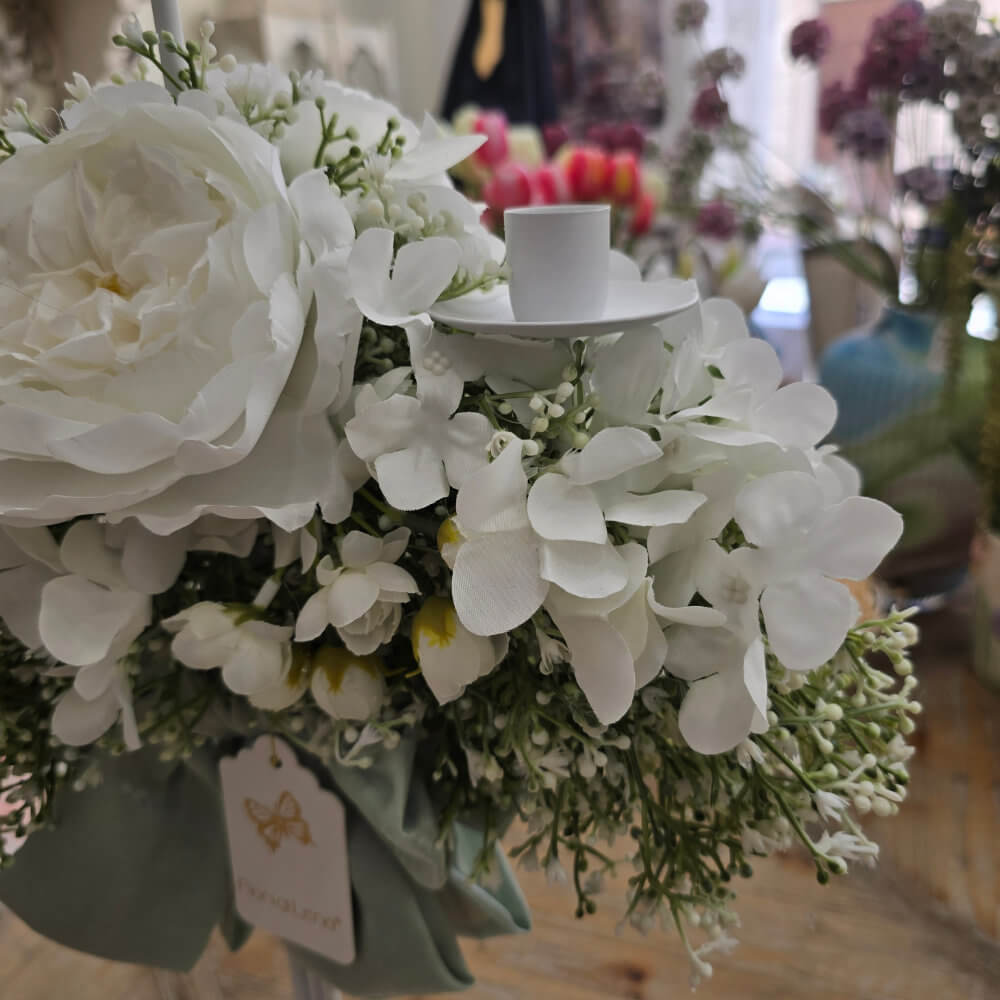 Candelero de 3 llamas Fiori di Lena con 2 peonías blancas y decoración floral 65 cm - Imagen 5