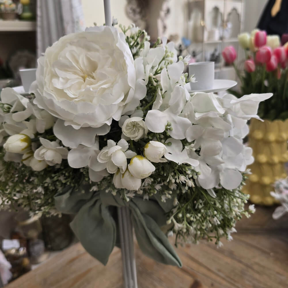 Candelero de 3 llamas Fiori di Lena con 2 peonías blancas y decoración floral 65 cm - Imagen 3