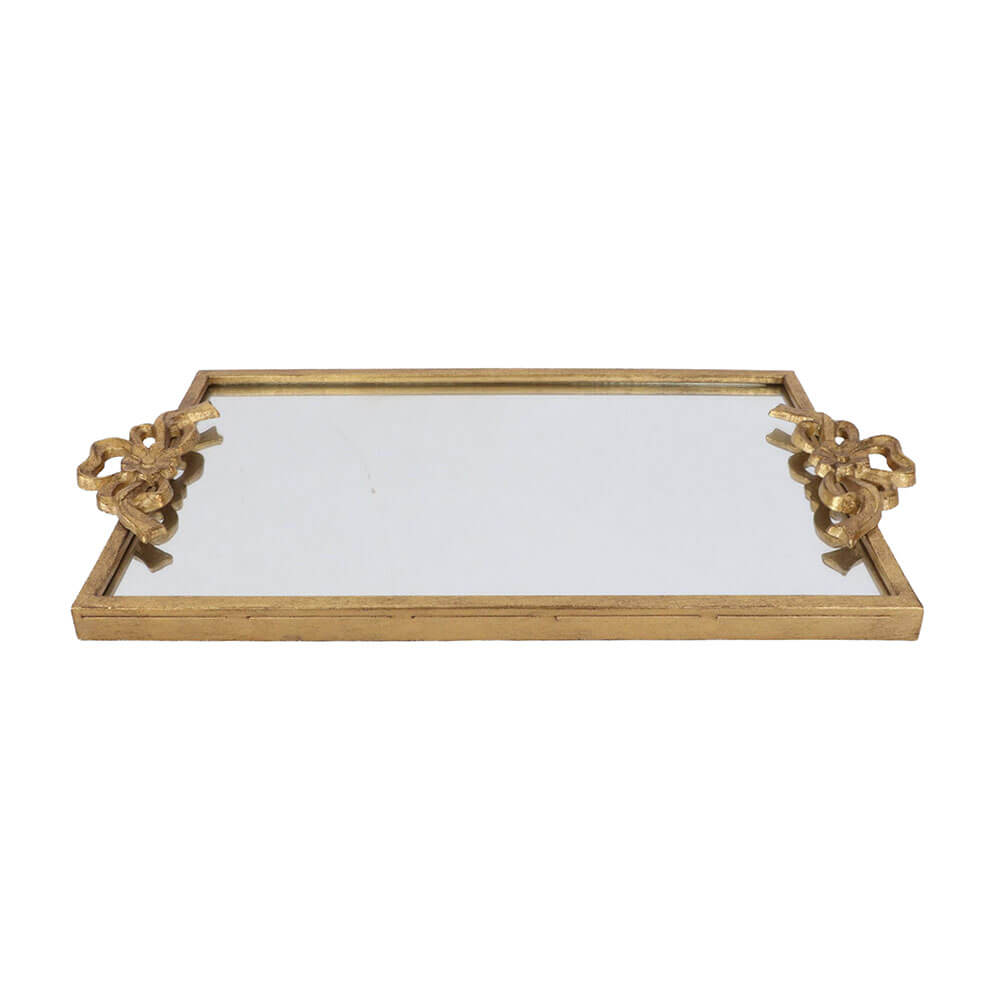 Vassoio rettangolare Blanc Mariclò Nodo d’Amore con base a specchio, cornice in metallo dorato anticato e decorazioni laterali traforate.