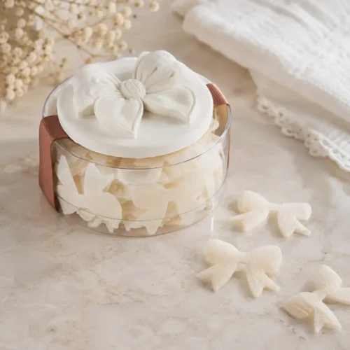 Mathilde M. Scatola di foglie di sapone profumate Petits Nœuds nude - Rose