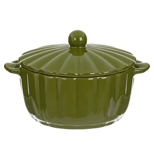 Casseruola in ceramica verde bosco con due maniglie e coperchio scanalato.