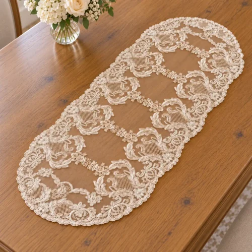 Runner ovale in pizzo cognac Fiori di Lena con doppio fregio floreale, 105 x 40 cm