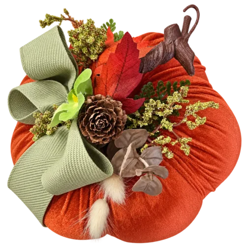 Dettaglio elementi botanici e decorazioni artigianali Zucca Regina d’Autunno Madame Fioccò