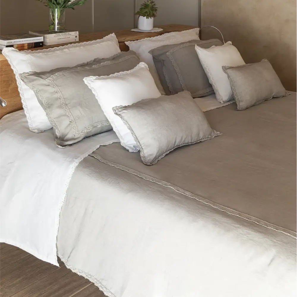 Chez Moi Copriletto in Puro Lino con Coppia Federe Merletto - immagine 2
